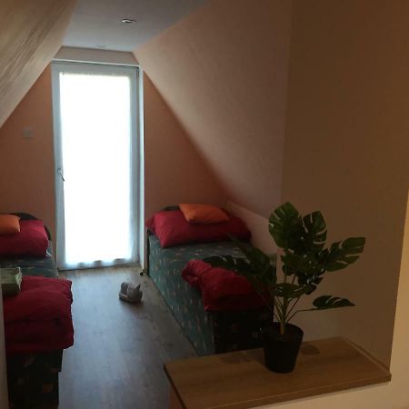 Izabella Vendeghaz Somlo Apartment Doba Exterior photo